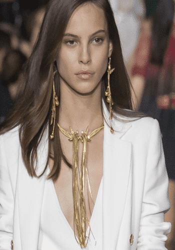 tendance Boucles d'oreilles longues 2019 2020