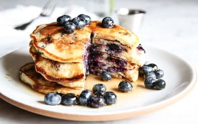 Crêpes épaisses de kéfir aux bleuets
