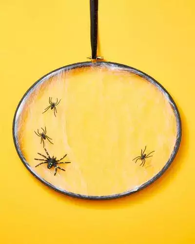 Couronne de toile d'araignée :
Les meilleures images de Déco d'Halloween