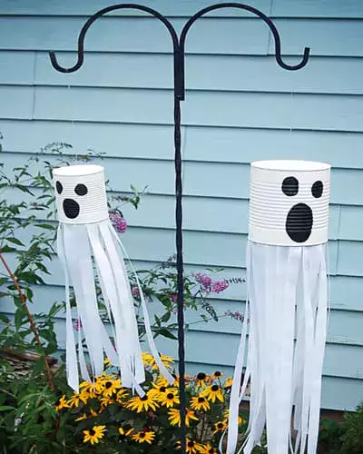 décoration Halloween de jardin : Manche à vent fantôme