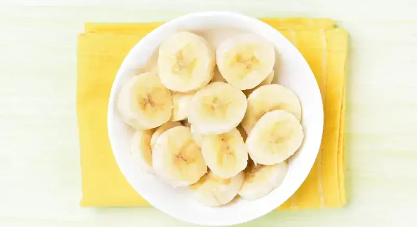 3 Masques à la banane pour l’acné, les rides et la peau lumineuse