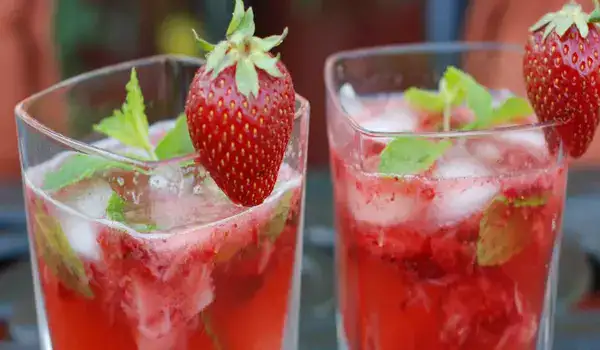 Recette Cocktail Mojito fraise sans alcool