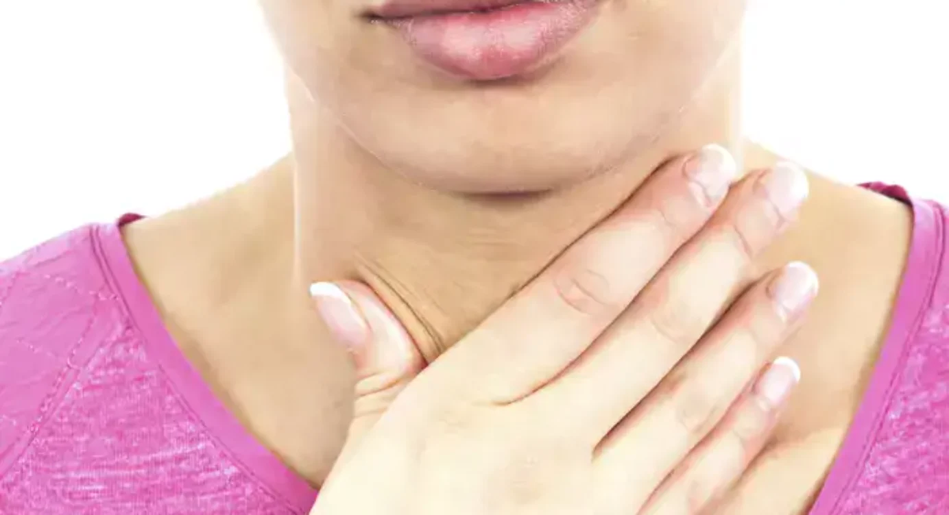Laryngite : Causes, symptômes, Diagnostic Et traitements